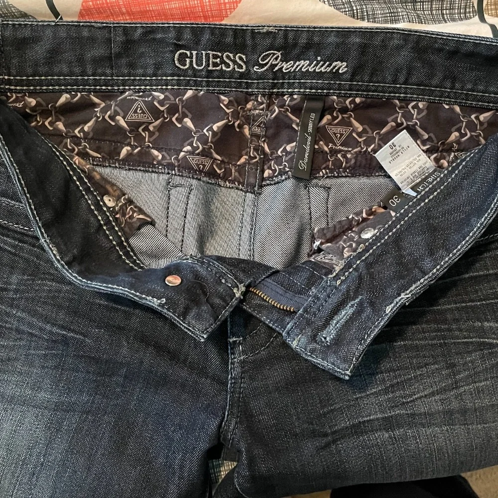 GUESS PREMIUM Dark Wash Skinny Leg Jeans - Size 30 - Picture 6 of 9